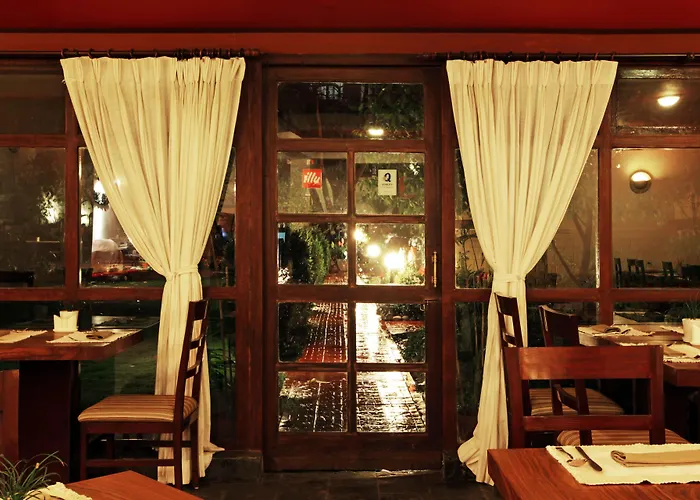 Отель Shambaling Boutique